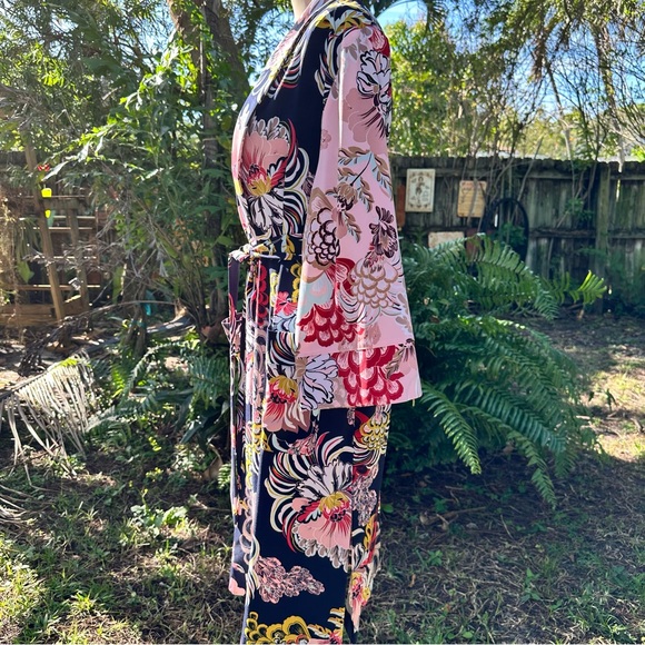 New York & Company Color-block Floral Print Duster Kimo Jacket - Picture 6 of 11